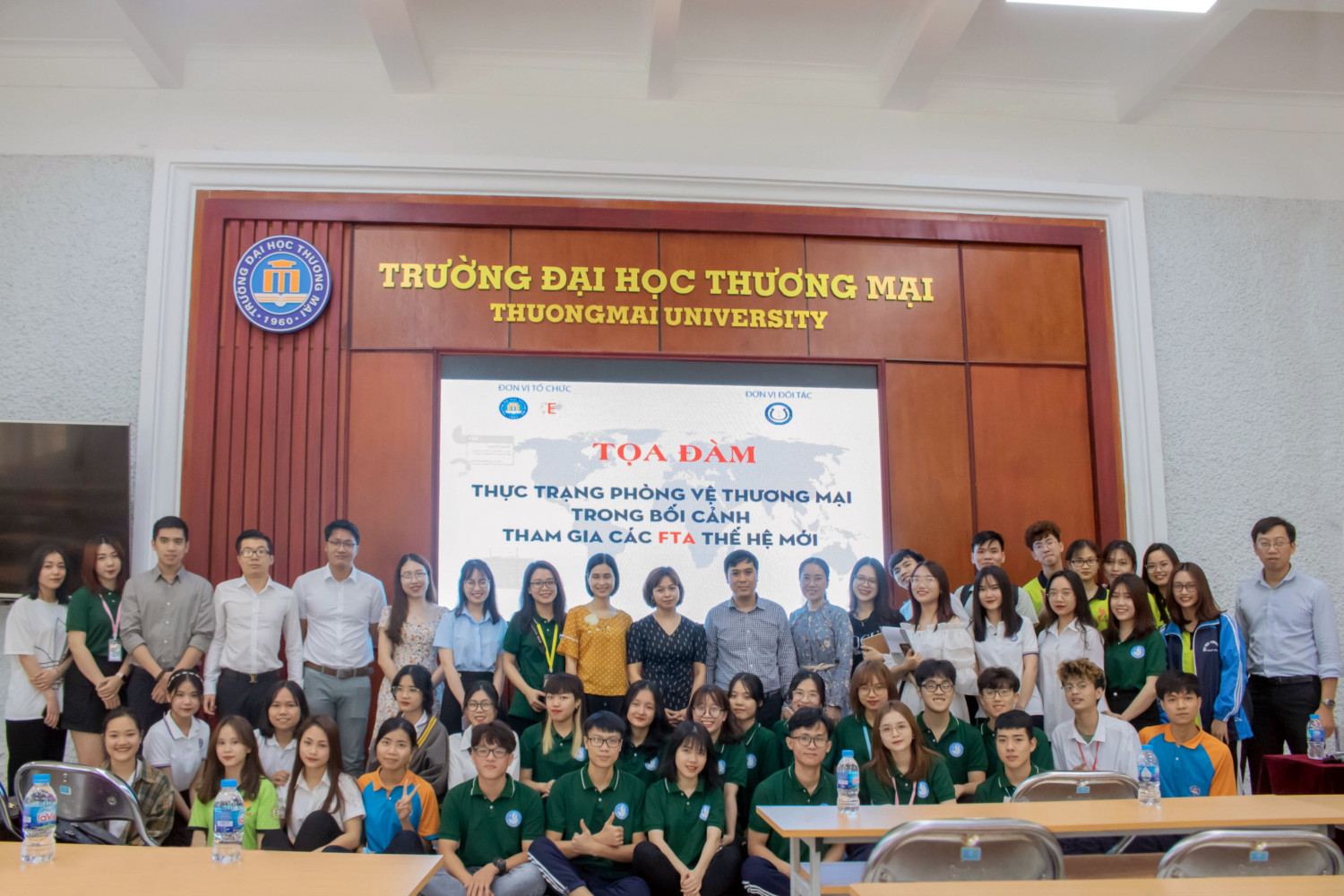 TOẠ ĐÀM “THỰC TRẠNG PHÒNG VỆ THƯƠNG MẠI TRONG BỐI CẢNH THAM GIA CÁC FTA THẾ HỆ MỚI” CỦA KHOA KT&KDQT - ĐH THƯƠNG MẠI